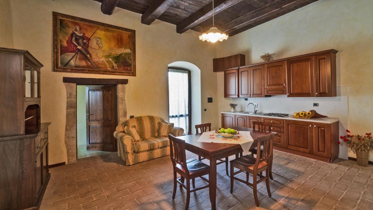 Castello Di Pupaggi Villa Sellano Exterior photo